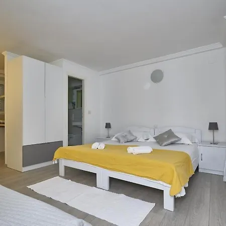 Old Town Finest Apartmán *